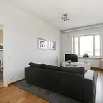Kotimaailma Apartments Kamppi - 1Br In The City Center