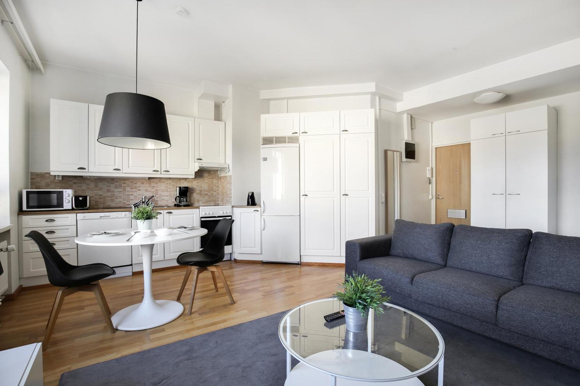 Apartment Kotimaailma Kamppi - 1br In The Center Helsinki